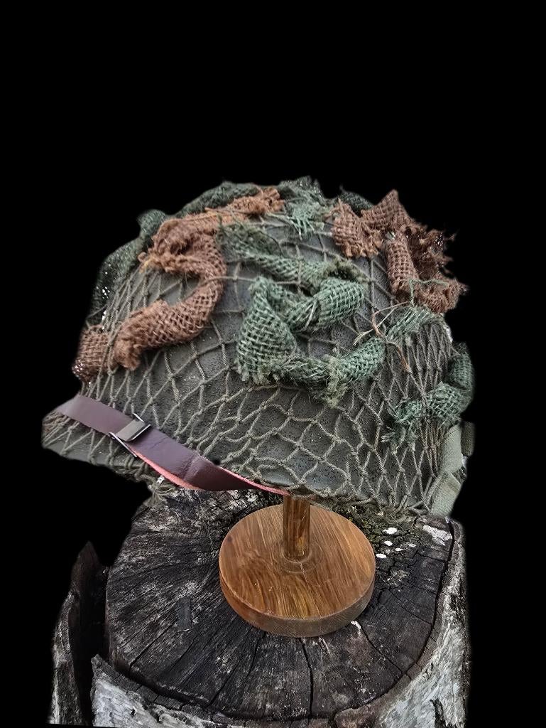 M1 helm infanterie scrim camouflage - us ww2, Ophalen of Verzenden, Landmacht, Amerika, Helm of Baret