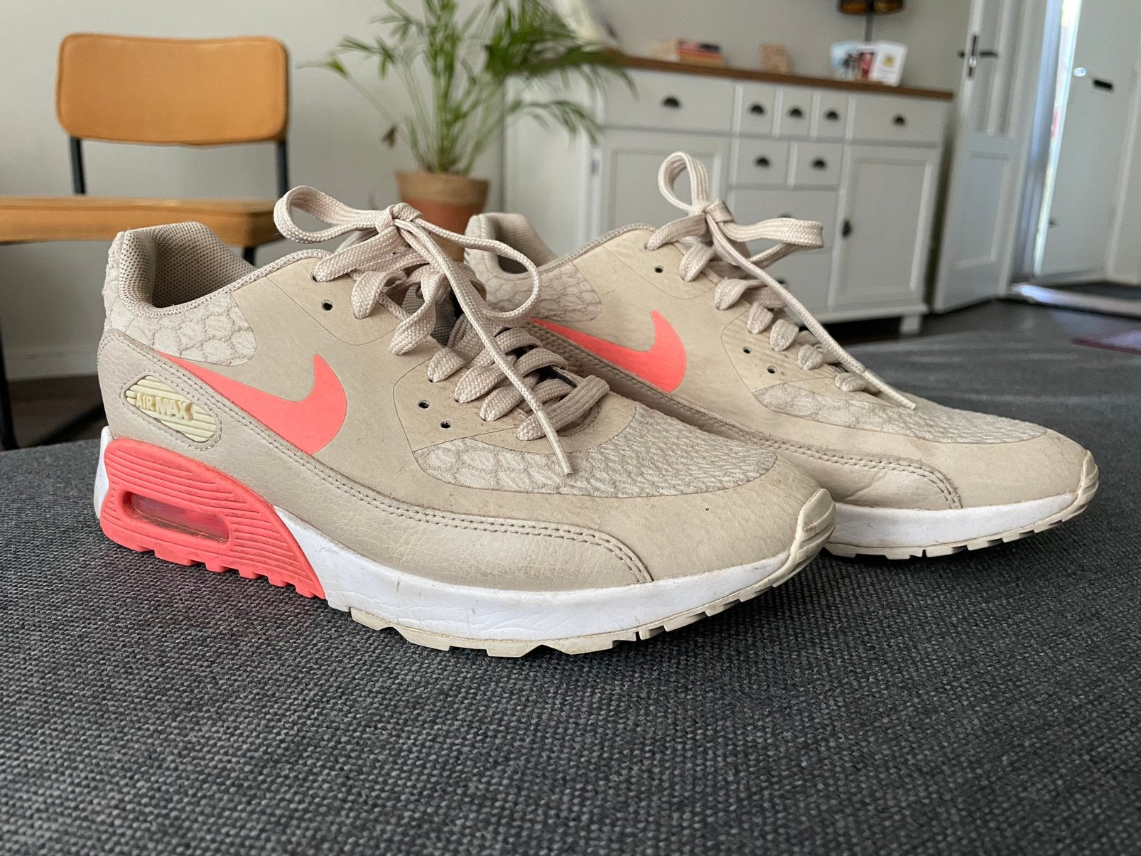 Retro editie Nike Air Max, Ophalen of Verzenden, Zo goed als nieuw, Hardloopschoenen, Nike