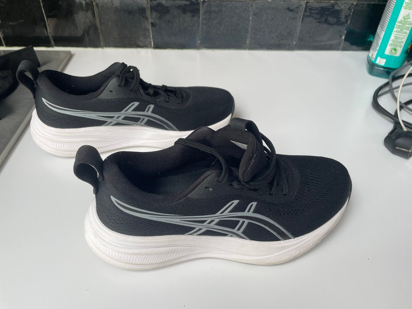 ASICS hardloopschoenen - Zwart, maat 39, Ophalen of Verzenden