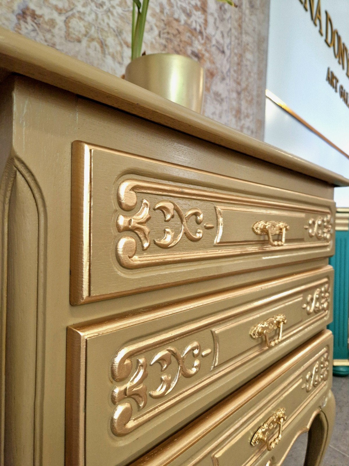 Queen Anne dressoir/ vintage look ladekastje/ halkastje, Huis en Inrichting, Kasten | Ladekasten, Donyavimin@gmail.com, Gebruikt