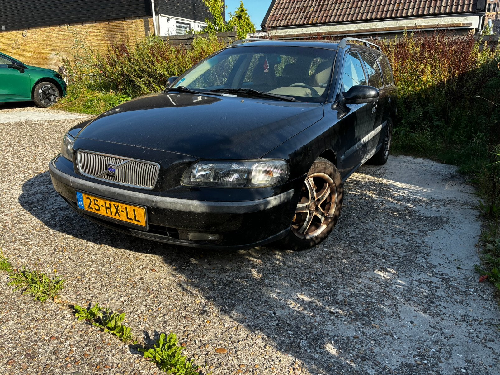 Volvo V70 2.4 170PK automaat 2002 Zwart, Auto's, Volvo, 1800 kg, Zwart, Stationwagon, Particulier
