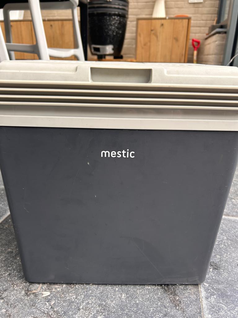 Mestic MTEC-25 Elektrische Koelbox - Warm & Koud, Caravans en Kamperen, Koelboxen, Ophalen of Verzenden, Gebruikt, Koelbox, Elektrisch