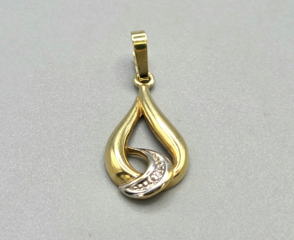 Vintage gouden bi-color cliphanger met diamant. 2026/575, Overige voorstellingen, ., Ophalen of Verzenden, Zo goed als nieuw