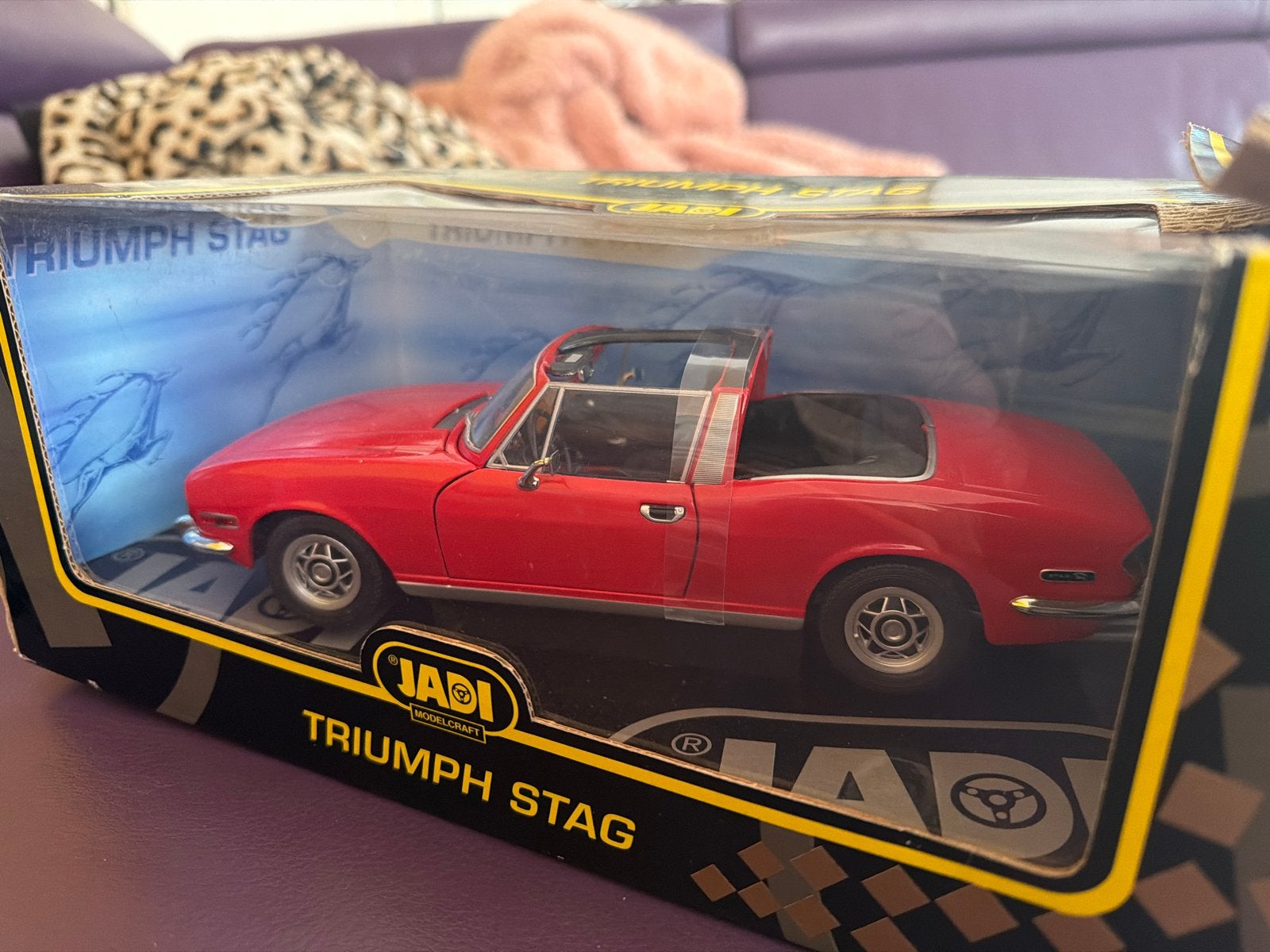 JADI 1/18 Triumph Stag - Nieuw in doos, Overige merken, Auto, Nieuw, Ophalen of Verzenden