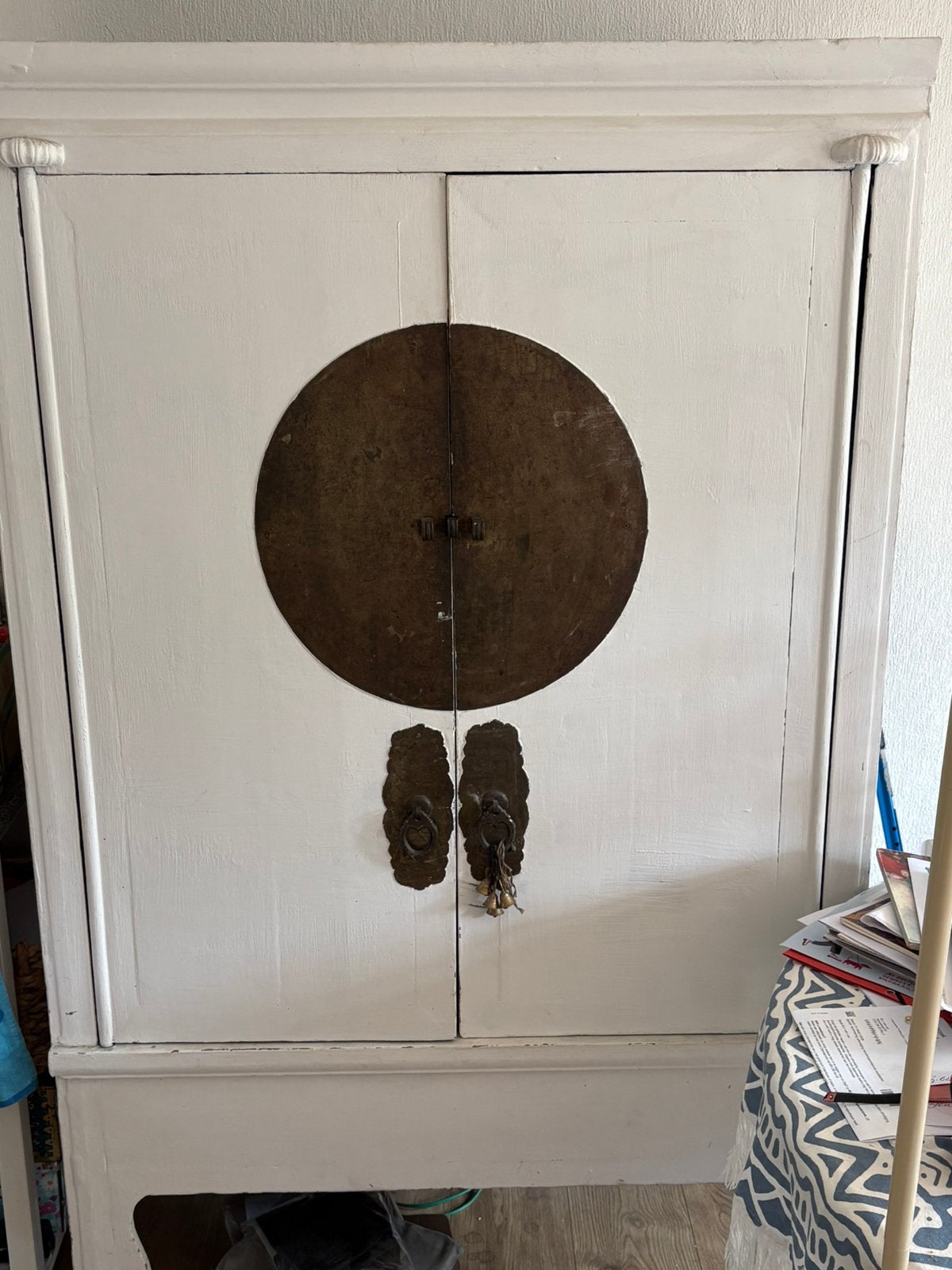 Chinese kast, Ophalen