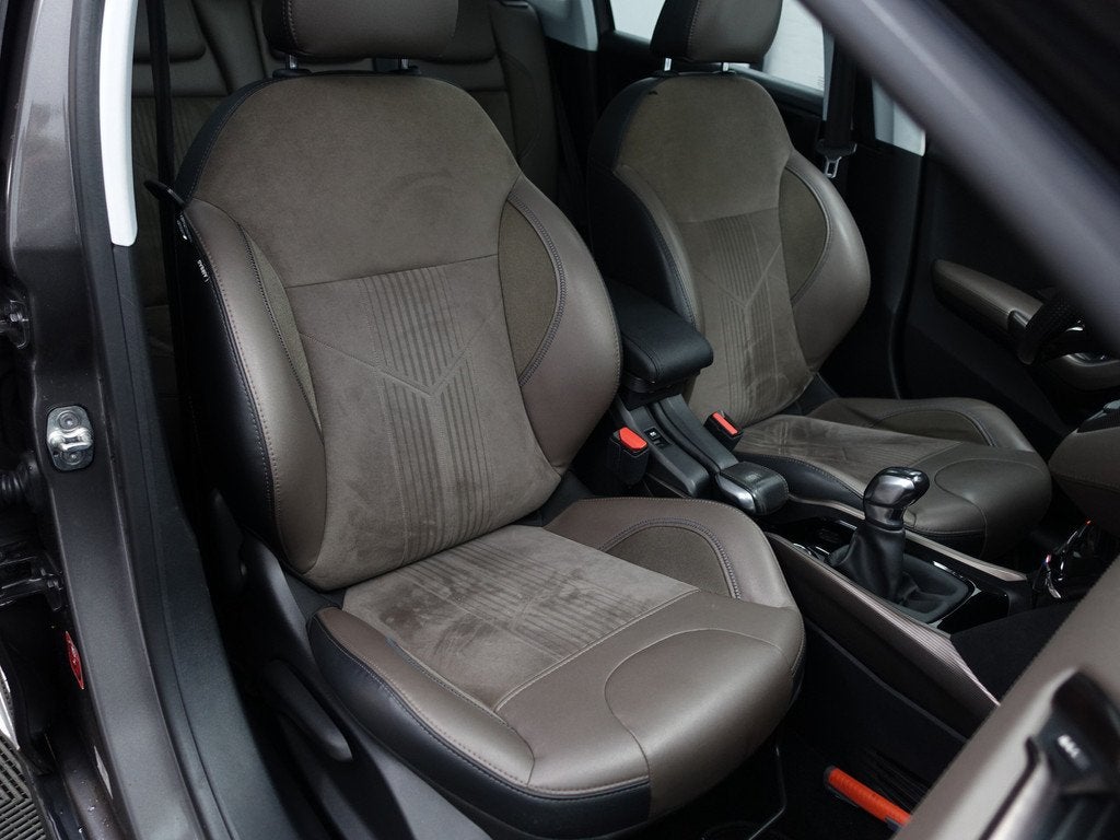 Peugeot 2008 1.2 PureTech Féline- Panoramadak, Xenon Led, D, Auto's, Peugeot, Voorwielaandrijving, Gebruikt, Handgeschakeld, 3 cilinders