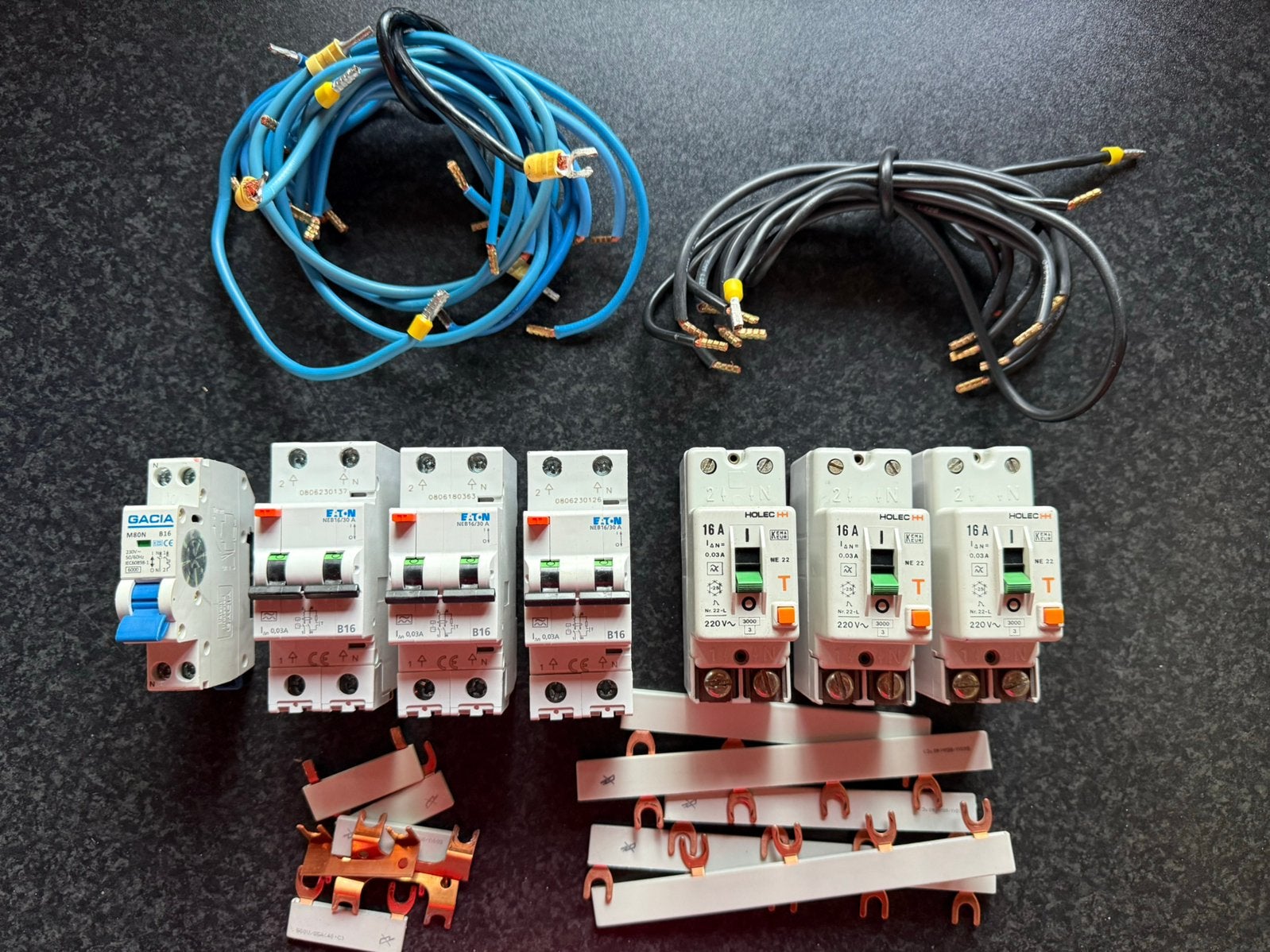 Diverse elektrische componenten: automaten, aardlek, kabels, Ophalen of Verzenden, Gebruikt, Eaton, Installatieautomaat