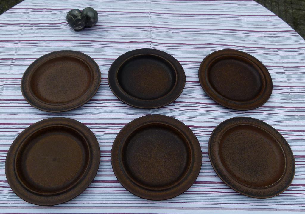 Arabia Ruska Servies, Huis en Inrichting, Nieuw, Ophalen of Verzenden, Overige stijlen, Aardewerk