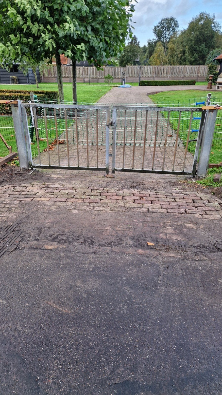Metalen hekwerk met poort - Gebruikt, Ophalen, Met poort, Gebruikt, Sierhekwerk