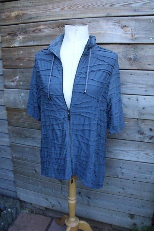 Vest blauw/ grijs Monari mt 46 Vaste prijs, Kleding | Dames, Maat 46/48 (XL) of groter, Zo goed als nieuw, Verzenden, Blauw