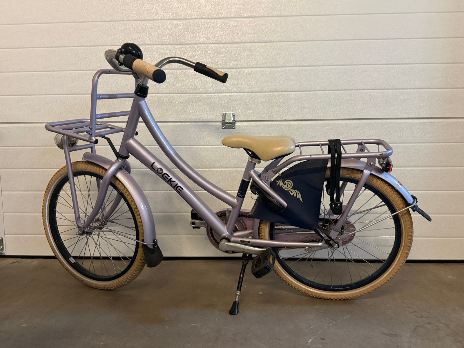 Loekie fiets - Lavendelkleurig 18 inch, Ophalen, Gebruikt, Terugtraprem, 18 inch