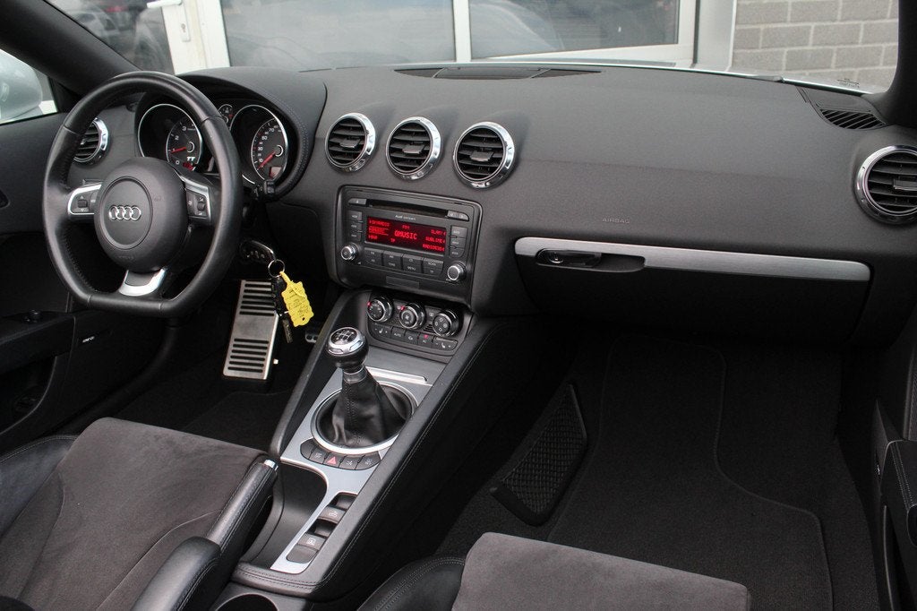 Audi TT Roadster 2.0 TFSI Pro Line / Stoelverwarming / Bose, Auto's, Audi, TT, Gebruikt, 4 cilinders, Bedrijf