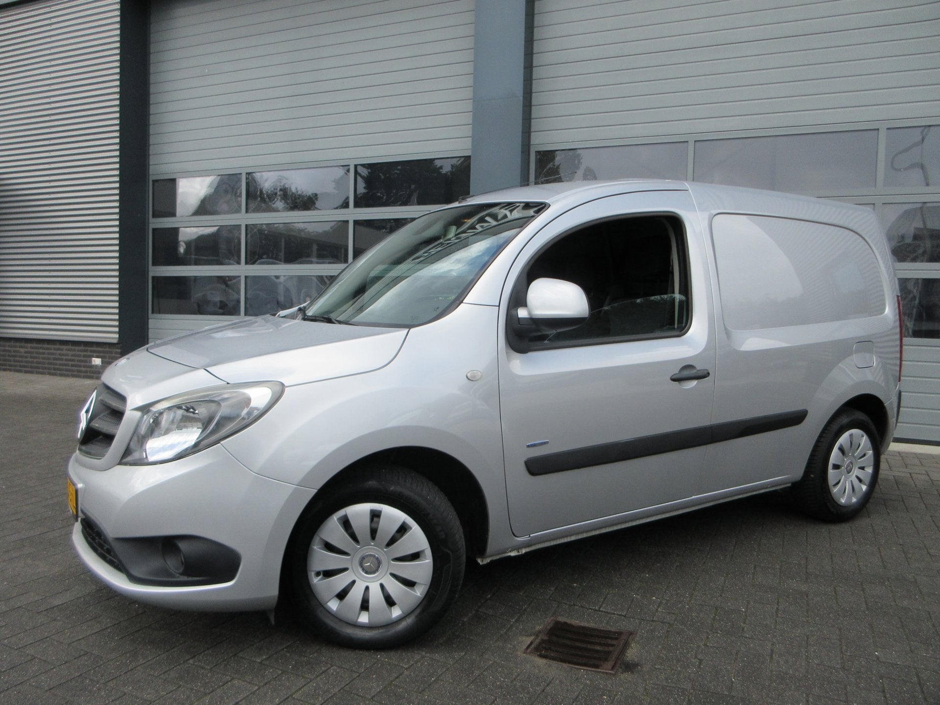 Mercedes-Benz Citan 109cdi, met Airco, 3-Zits., Euro 5, Stof, Gebruikt, Zwart