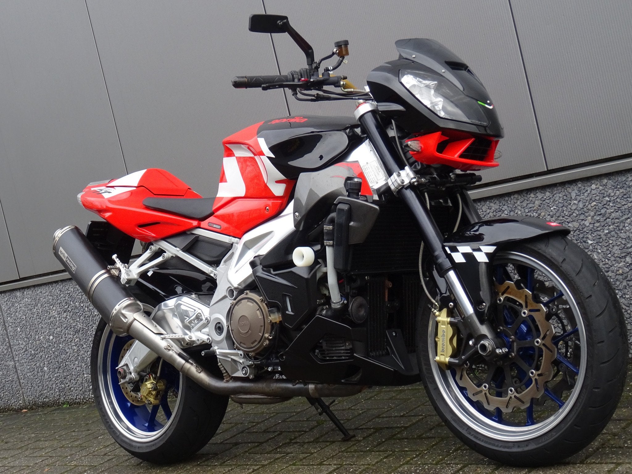 Aprilia TUONO 1000 R (bj 2007), Motoren, 1000 cc, Naked bike, Gebruikt, Bedrijf