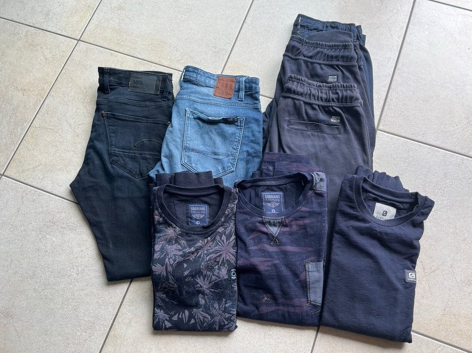 Heren kledingpakket: 3 T-shirts en 2 Jeans/Broeken, Ophalen of Verzenden, Gedragen, Maat 48/50 (M)