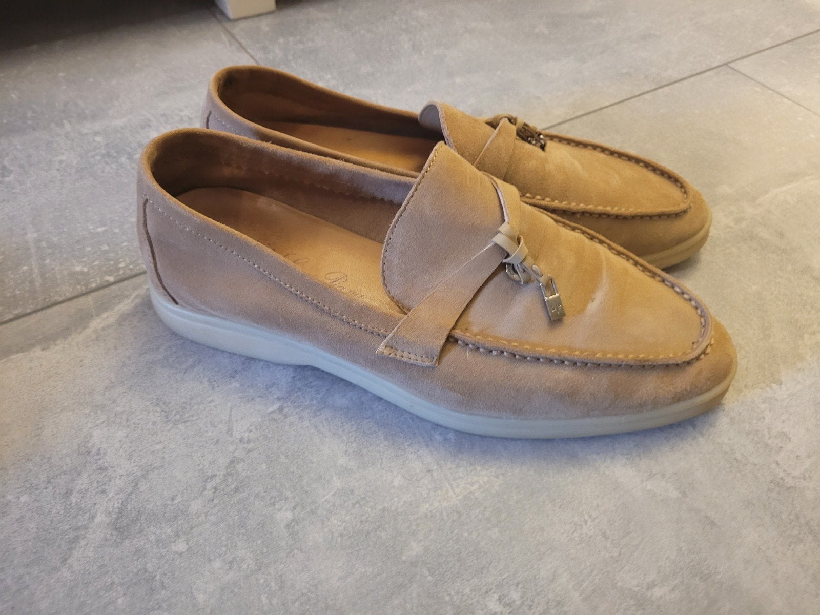 Loro Piana Loafers - Beige Suède, Kleding | Heren, Schoenen, Loafers, Overige kleuren, Ophalen of Verzenden, Loro Piana