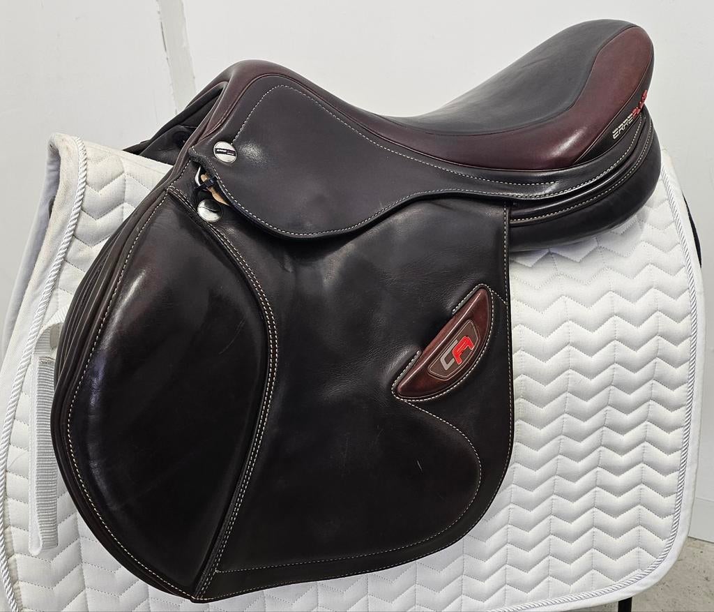 Erreplus CA Springzadel - 2021 - 17 inch - zeer netjes, Dieren en Toebehoren, Paarden en Pony's | Zadels, Ophalen, Springen