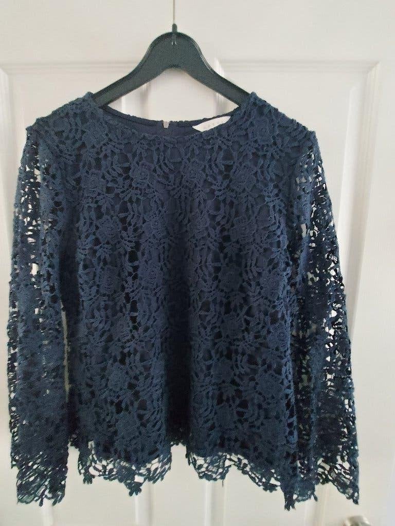 Adiva blouse donkerblauw (kant) mooi!, Ophalen, Zo goed als nieuw, Maat 38/40 (M), Blauw