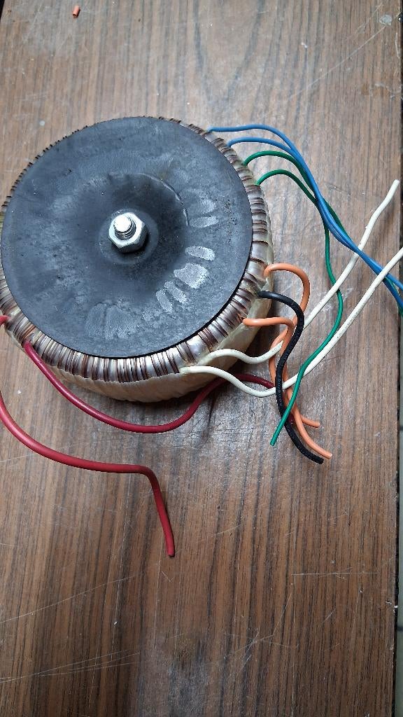 ringkerntrafo 15 volt  30-0-30 volt 22 volt  6 volt, Ophalen of Verzenden, Zo goed als nieuw