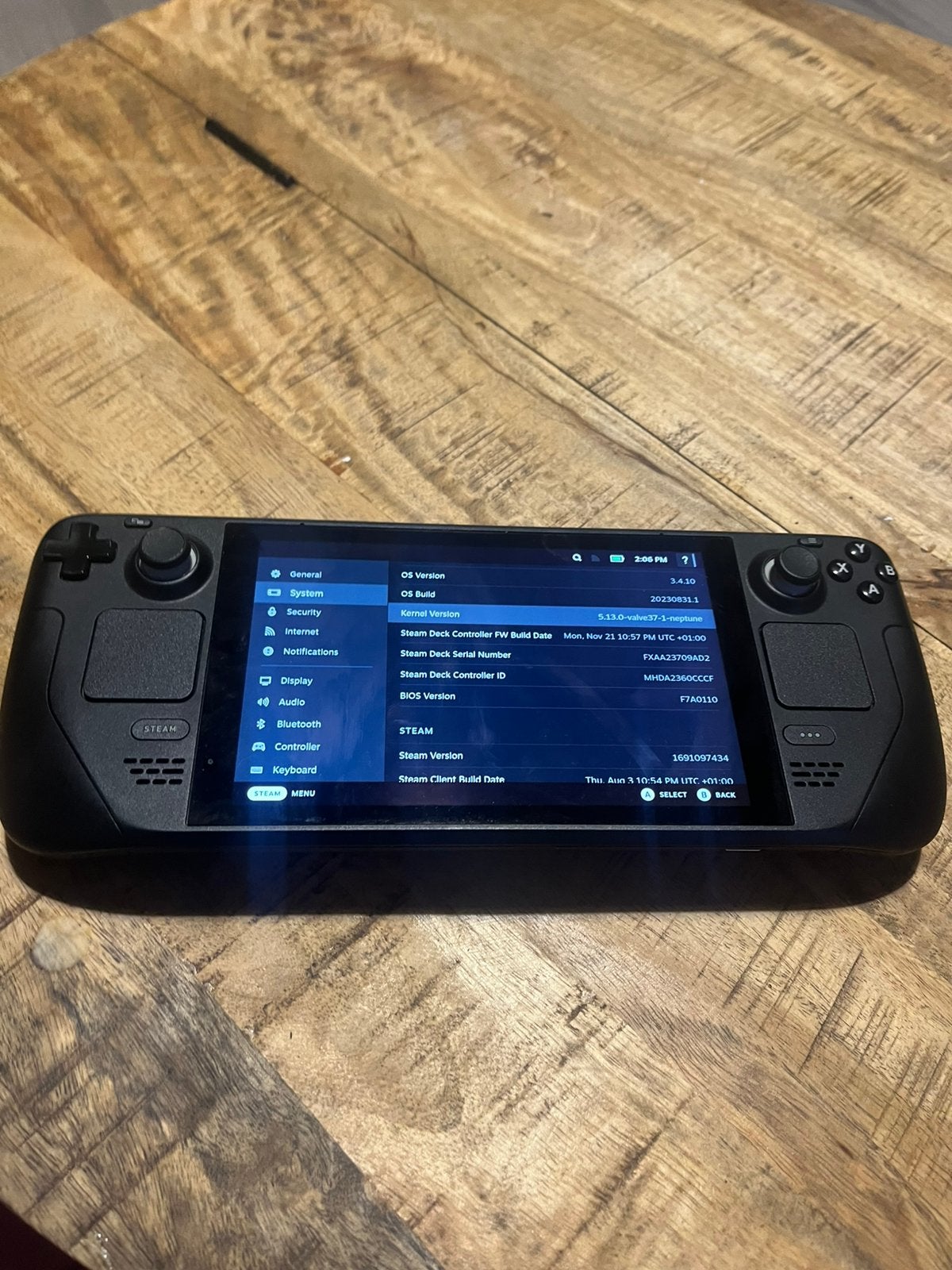 Steam Deck LCD 256GB + 256GB Samsung MicroSD – Fully Working, Spelcomputers en Games, Ophalen, Zo goed als nieuw