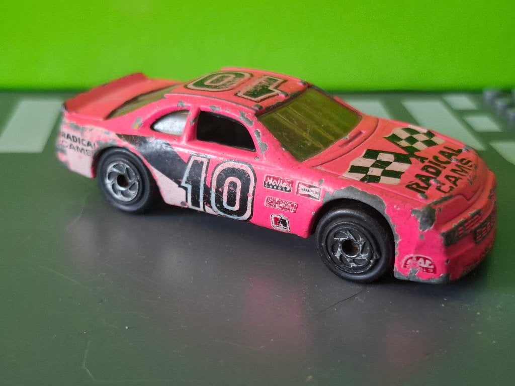 Matchbox - Ford Thunderbird Stock Car [roze] 1/66, Ophalen of Verzenden, Gebruikt, Auto