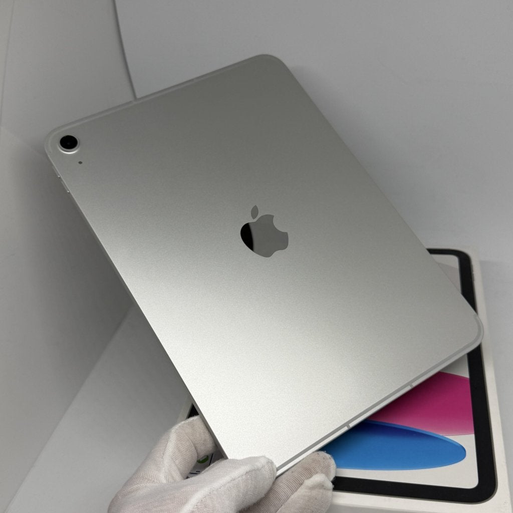 iPad 11e 128GB 5G zilver /ongebruikt + 12 maanden garantie, Apple, Zo goed als nieuw, Support@apple.com, Apple Park Way, Cupertino, California