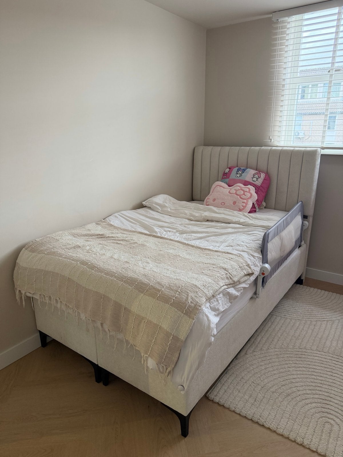 Eenpersoonsbed 120x200 cm met opbergruimte, wit teddystof, Ophalen, Gebruikt, Eenpersoons, Wit