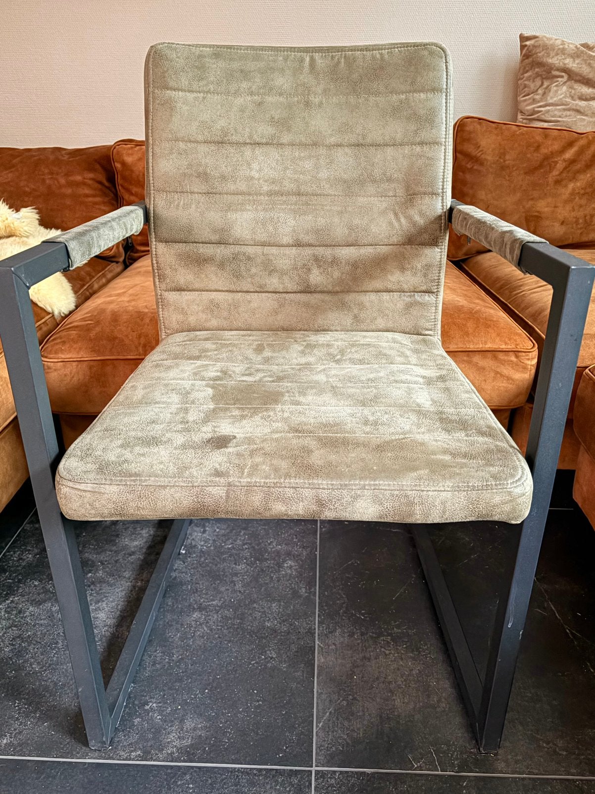 Te koop: 4 eettafel stoelen, Ophalen, Overige materialen, Gebruikt, Overige kleuren