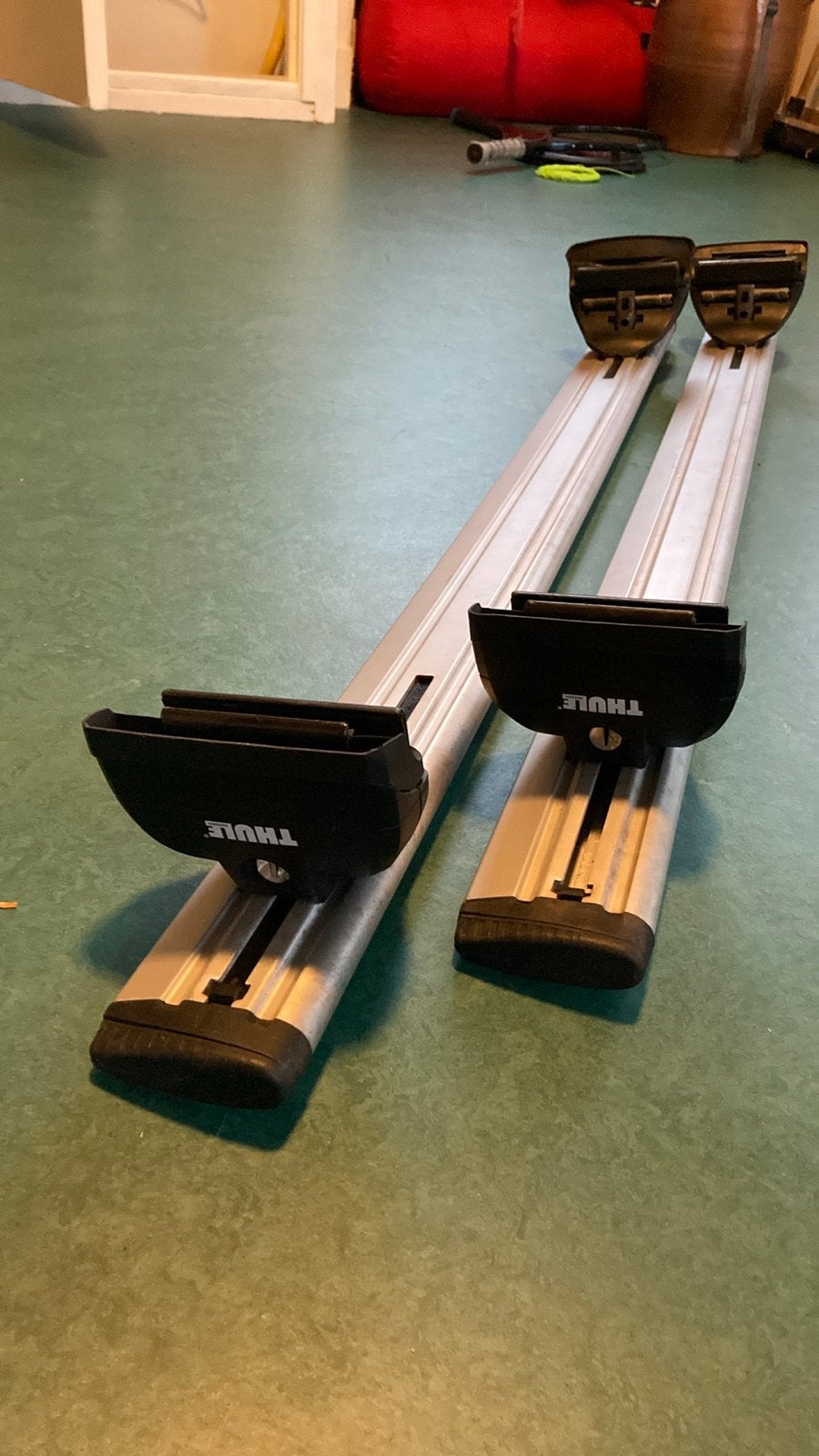 Thule Wingbar dakdragers met kit 753/760., Auto diversen, Ophalen, Gebruikt