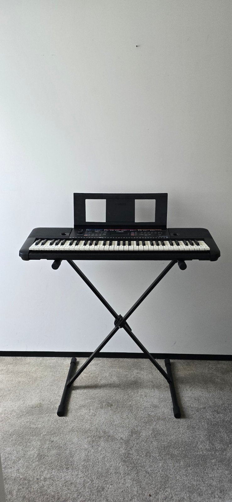 Yamaha PSR-E263 Keyboard met standaard, Ophalen, Yamaha, Met standaard, 61 toetsen