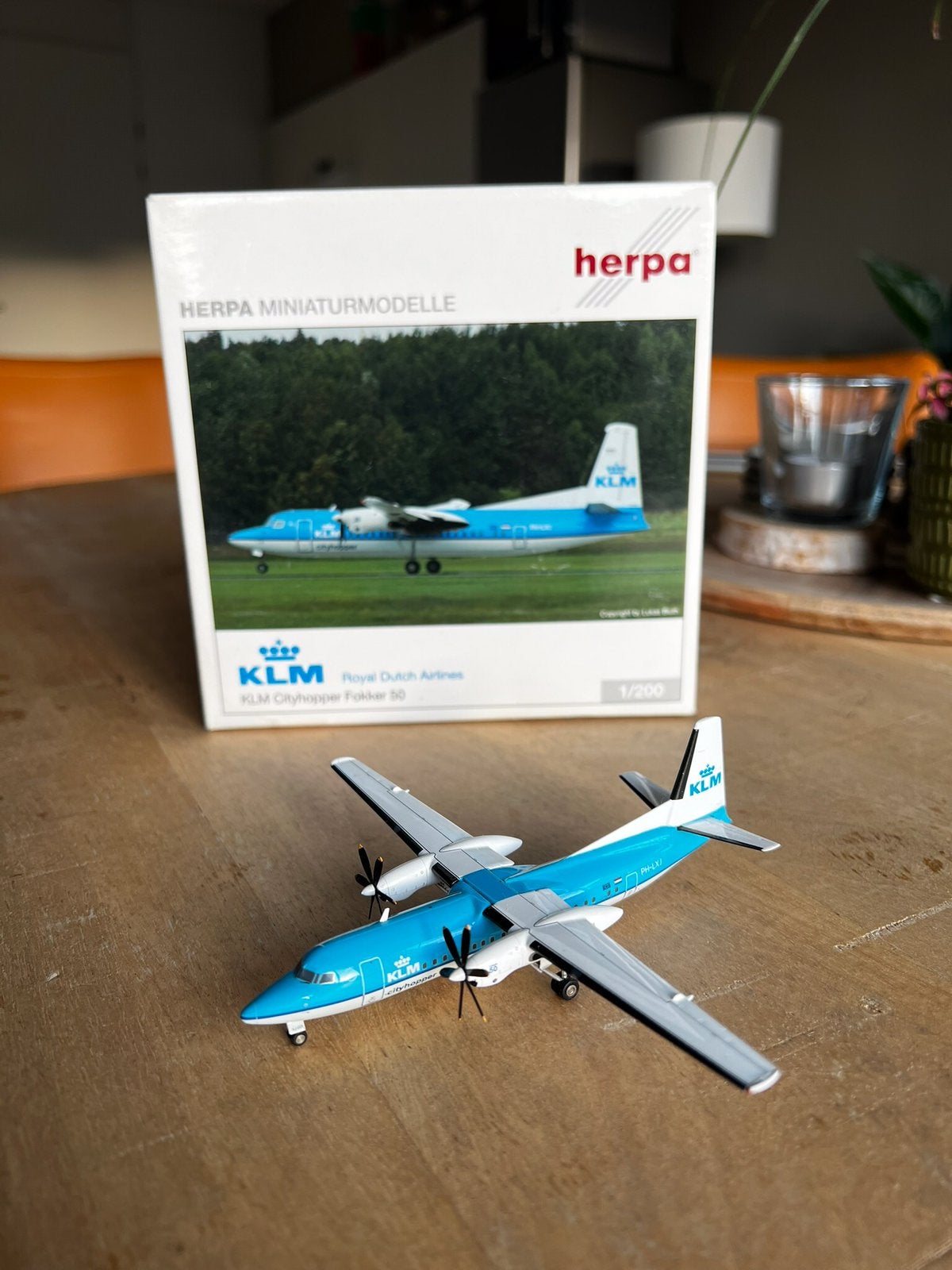 1/200 Herpa Fokker F50 KLM CITYHOPPER, Verzamelen, Ophalen of Verzenden, Zo goed als nieuw