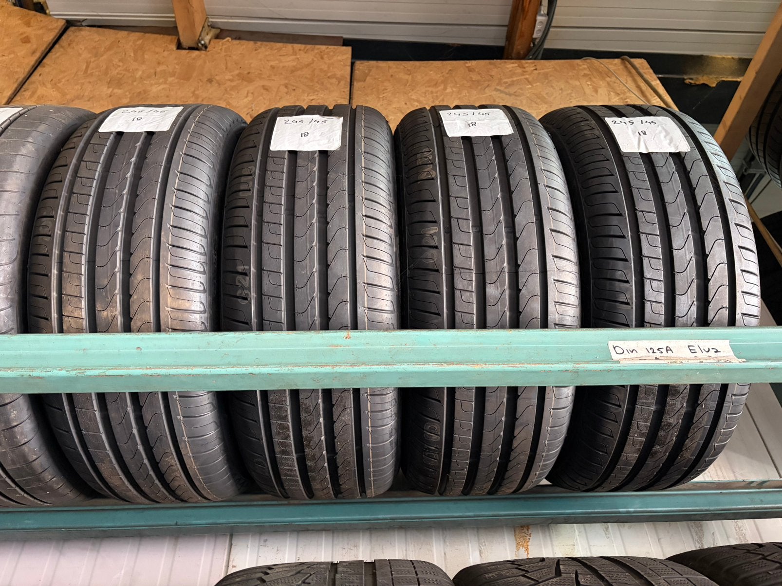 Nieuwe Pirelli 4X 245/45R18 245 45 18 245/45/18 BMW Mercedes, 18 inch, 245 mm, ., Nieuw
