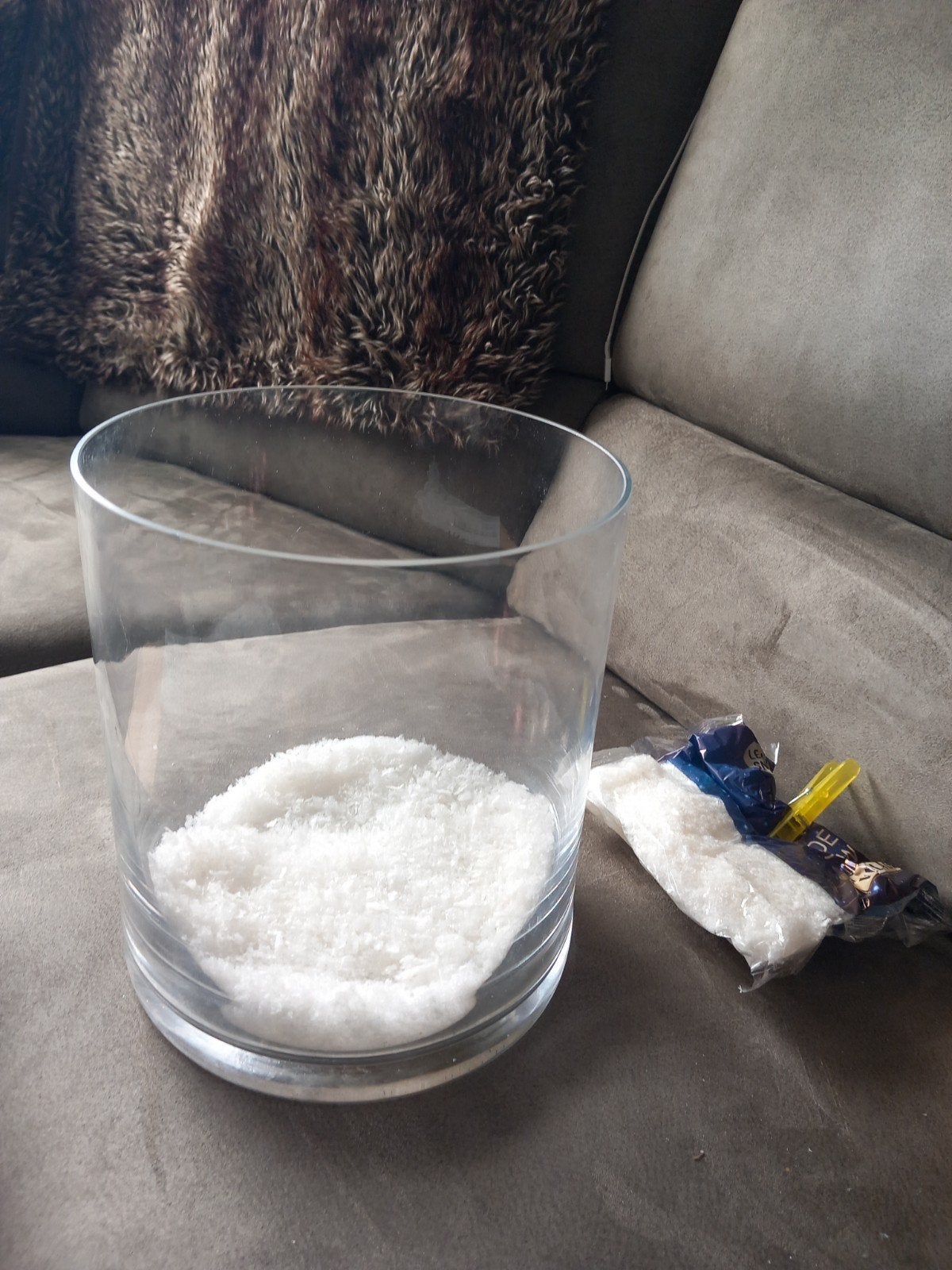 Gratis glazen vaas/pot met kunstsneeuw, Ophalen of Verzenden, Gebruikt, Glas