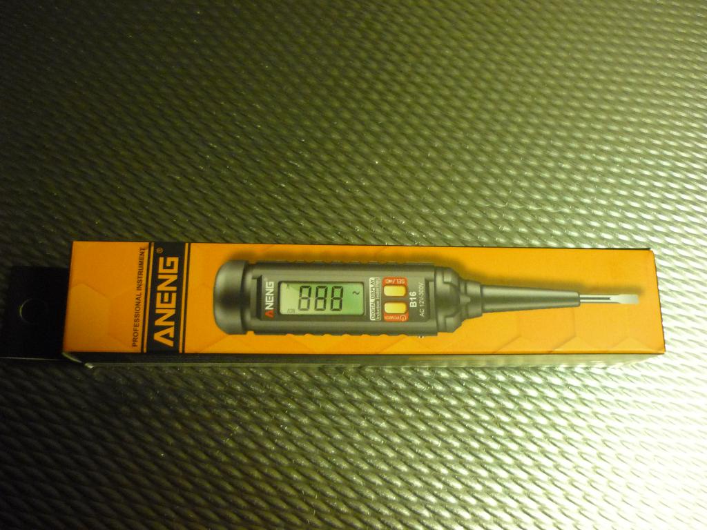 voltage meter/tester / spanning zoeker digitaal lees tekst, Ophalen of Verzenden, Nieuw, Elektriciteit