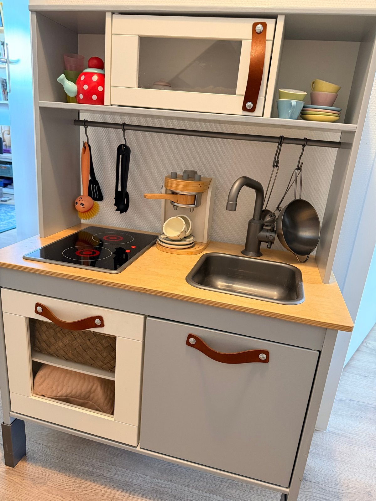 IKEA keukentje (gepimpt) met veel  speelgoed, Ophalen, Gebruikt, Overige typen