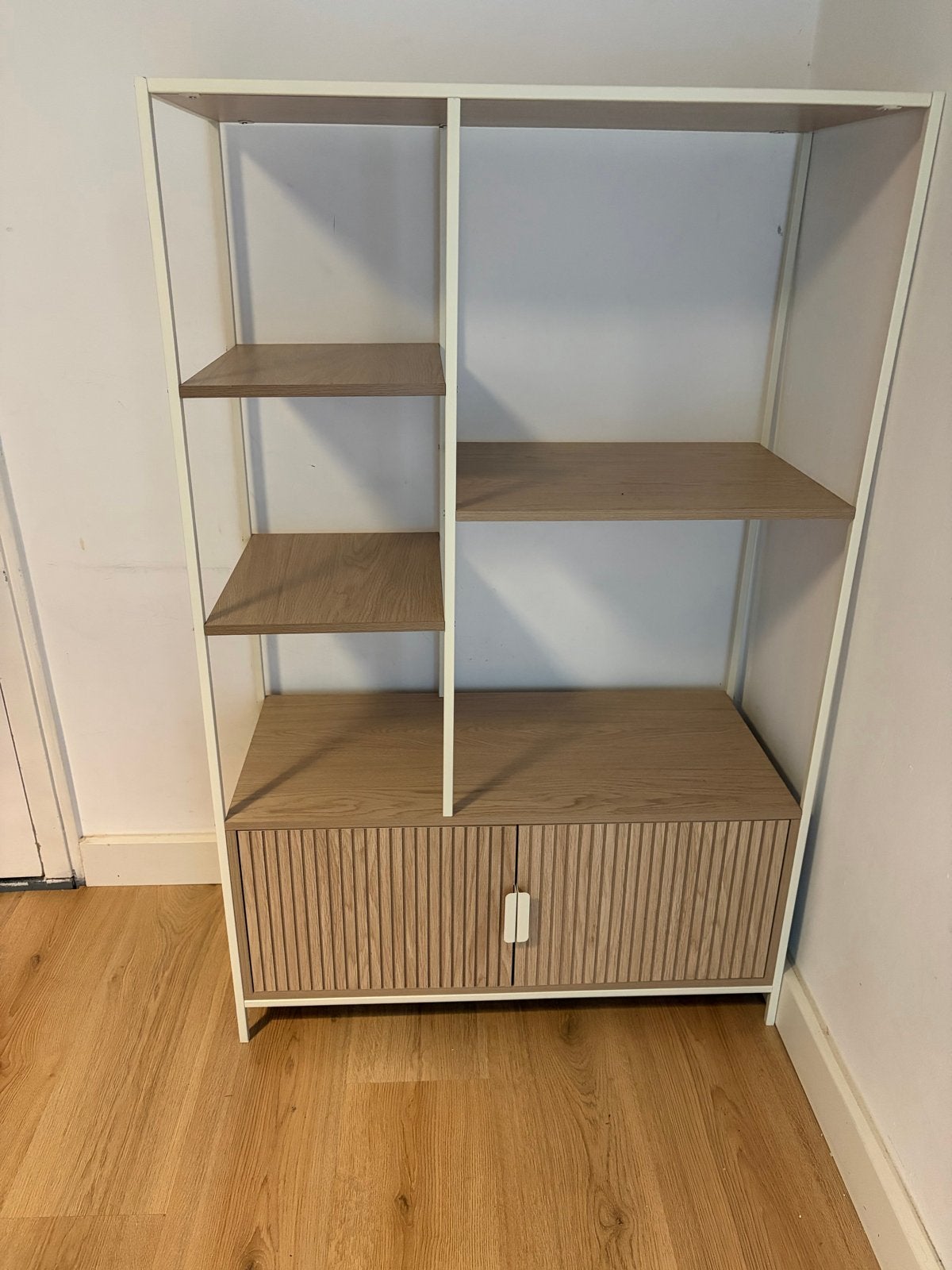 Boekenkast met Opbergruimte, Ophalen, 50 tot 100 cm, Zo goed als nieuw, 150 tot 200 cm