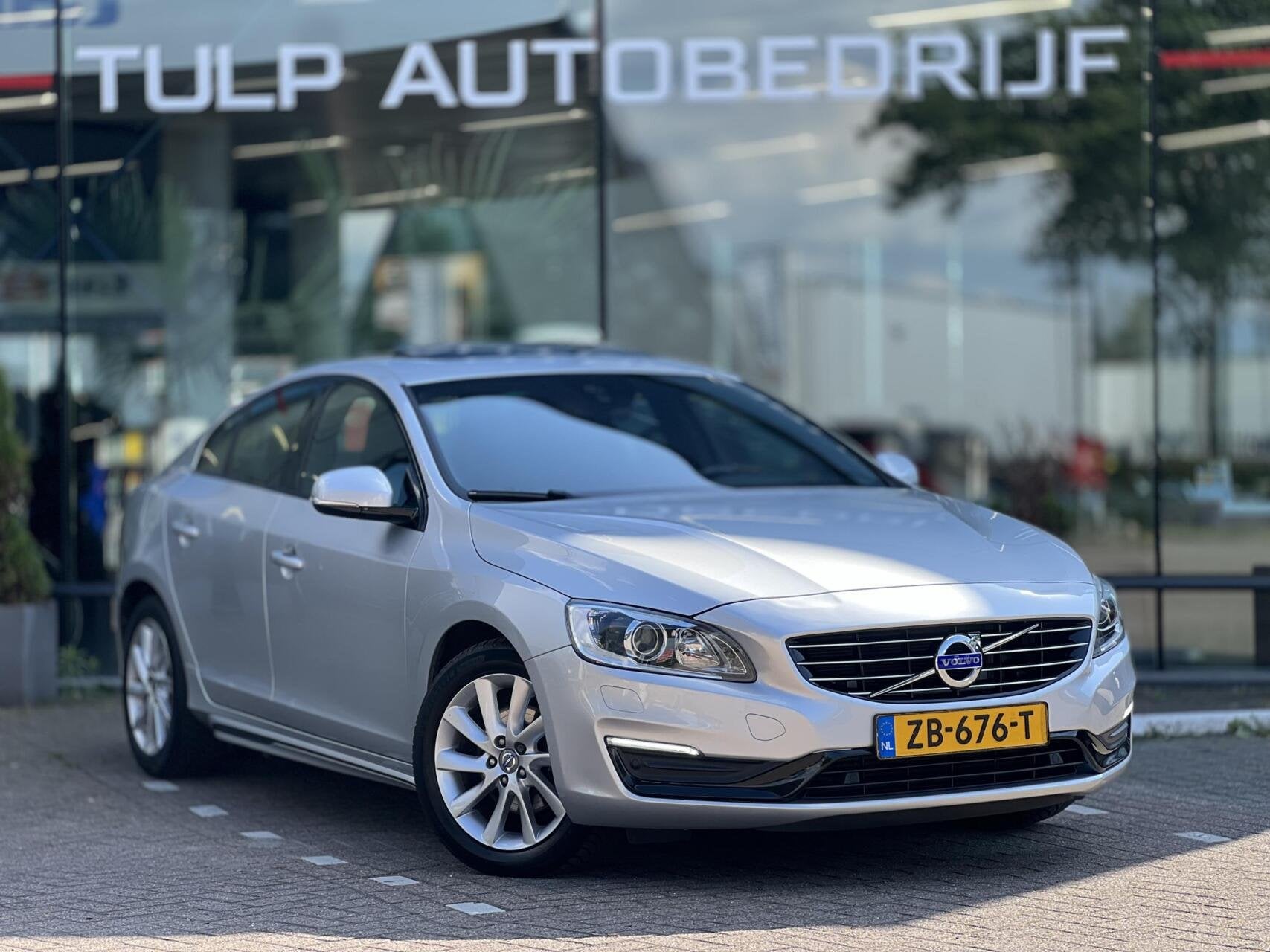 Volvo S60 1.5 T2 Polar+ Dynamic Airco Cruise Dak Leder NAP, Auto's, 4 cilinders, S60, 122 pk, 1455 kg