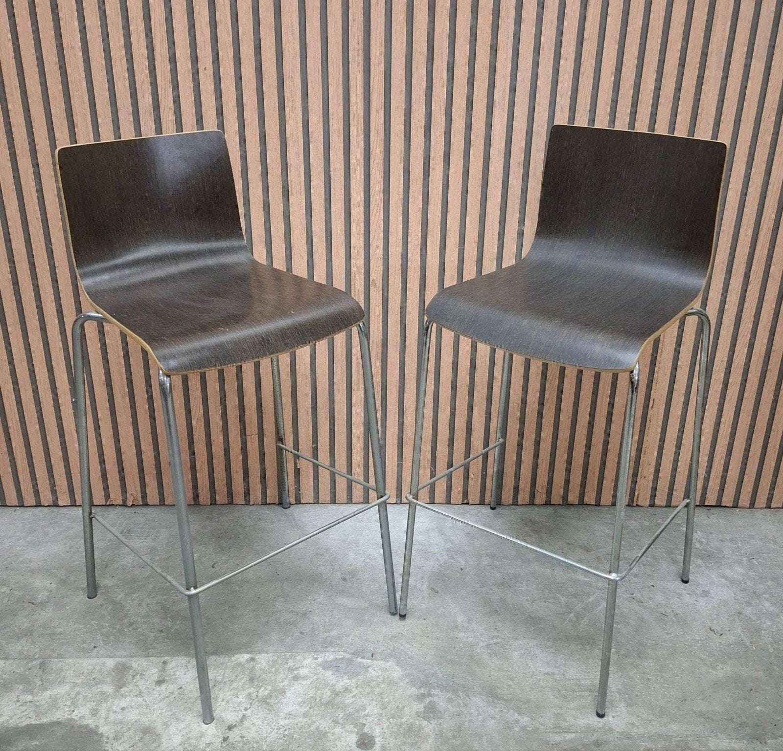 35 x Luxe Barkrukken horeca bar krukken barstoelen hout, Huis en Inrichting, Barkrukken, 5 krukken of meer, 60 tot 90 cm, Ophalen of Verzenden