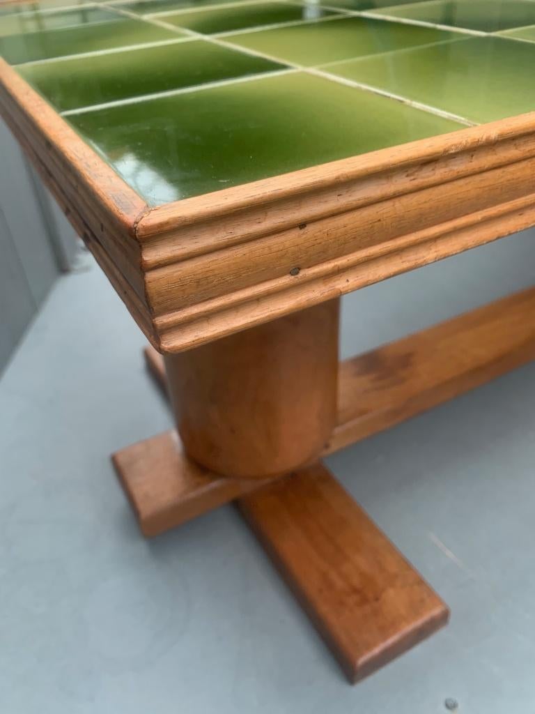 Houten salontafel met groene tegels - vintage retro tafel, Ophalen, Gebruikt, Overige materialen, 100 tot 150 cm