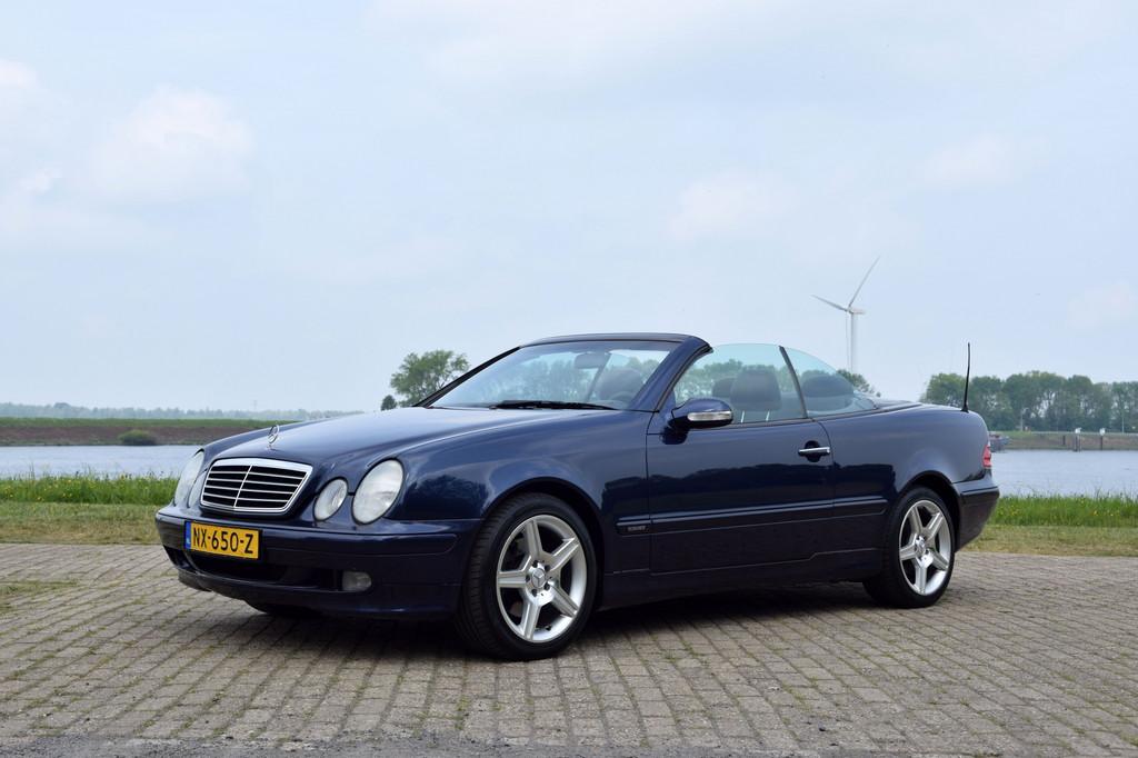Mercedes-Benz CLK-Klasse Cabrio 230 K. Elegance (bj 2000), Auto's, Oldtimers, Automaat, Cabriolet, Bedrijf, 193 pk
