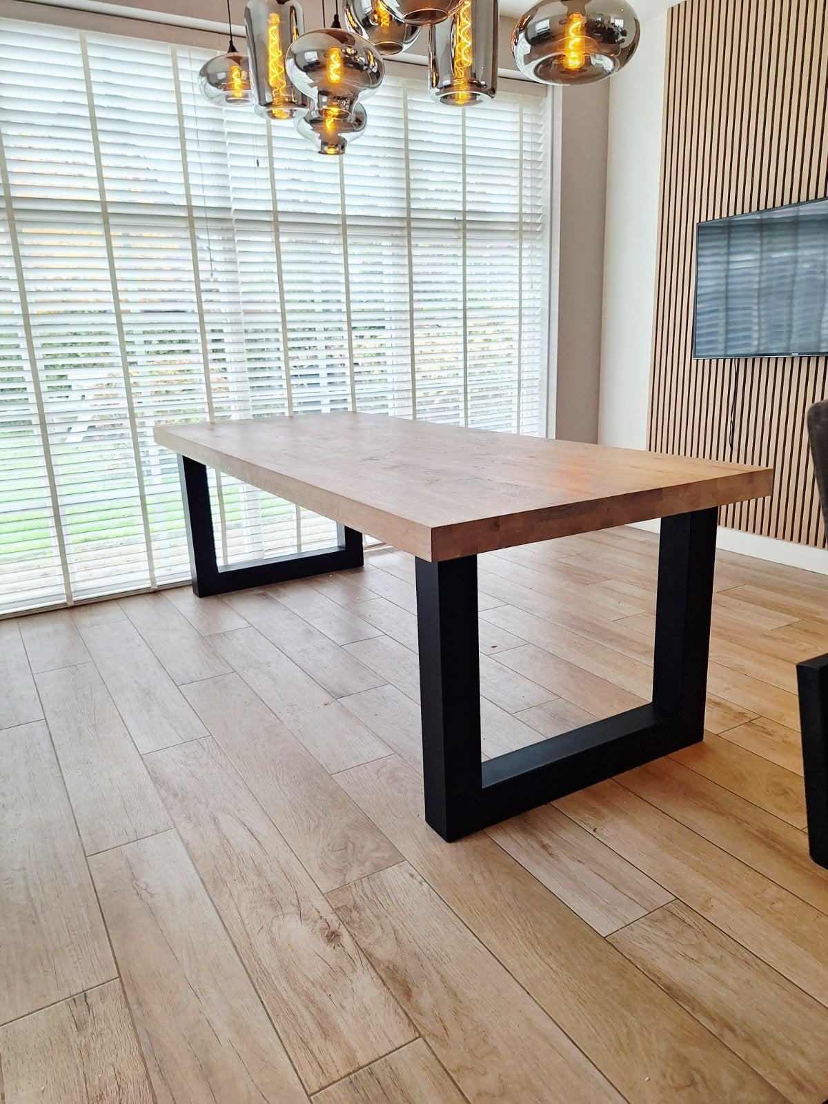 Eiken eettafel 100x240met zwart metalen onderstel, Huis en Inrichting, Ophalen, Gebruikt, 200 cm of meer, 50 tot 100 cm