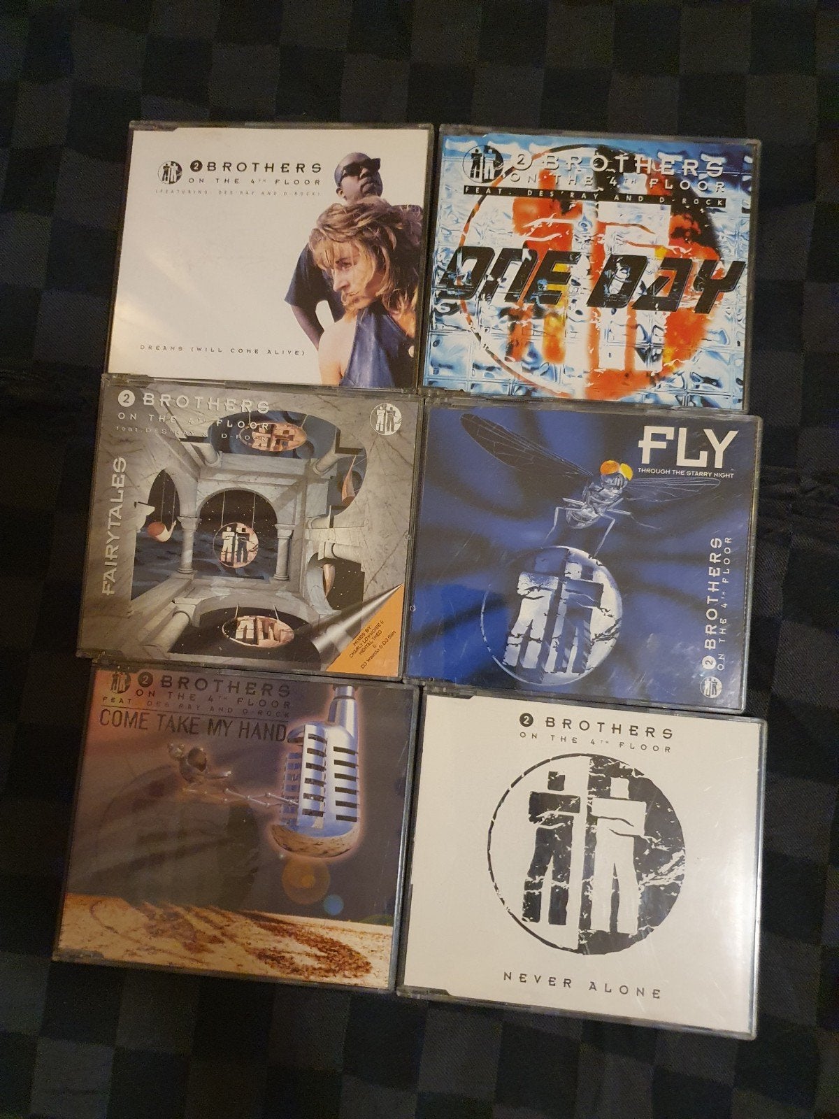 2 brothers on the 4th floor 6 singles voor 8 euro partij cd, Verzenden