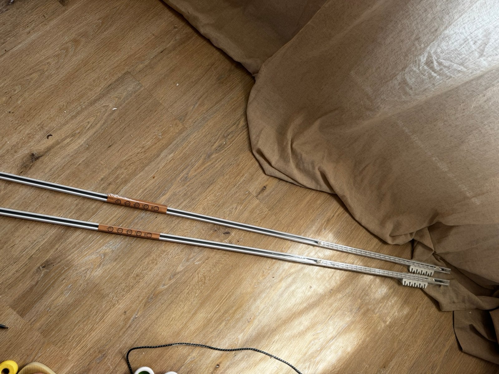 2x gordijnrais 2 meter 200cm wit nieuw in verpakking, Ophalen, Zo goed als nieuw