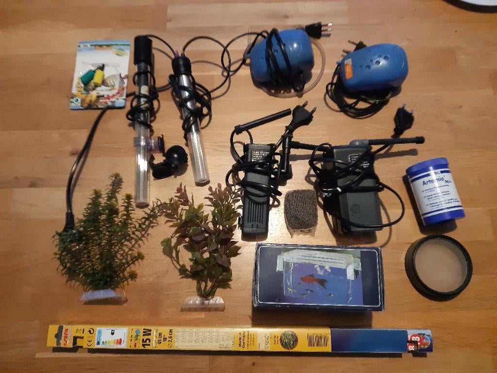 Overcompleet 60 cm aquarium, Ophalen, Gebruikt, Gevuld zoetwateraquarium