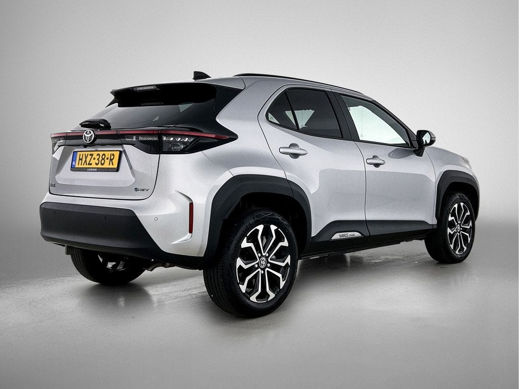 Toyota Yaris Cross 1.5 Hybrid 115 Dynamic | Comfort Pack |, 12 maanden, Stof, Gebruikt, 116 pk