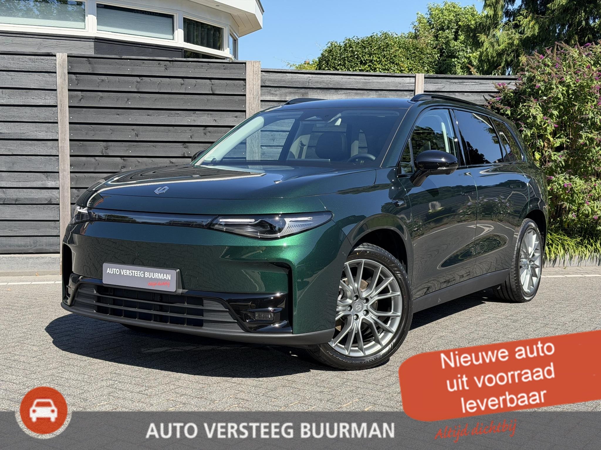 Leapmotor C10 Design ProMax 81.9 kWh 300PK Automaat Navigati, Auto's, Automaat, 12 maanden, Achterwielaandrijving, Zwart