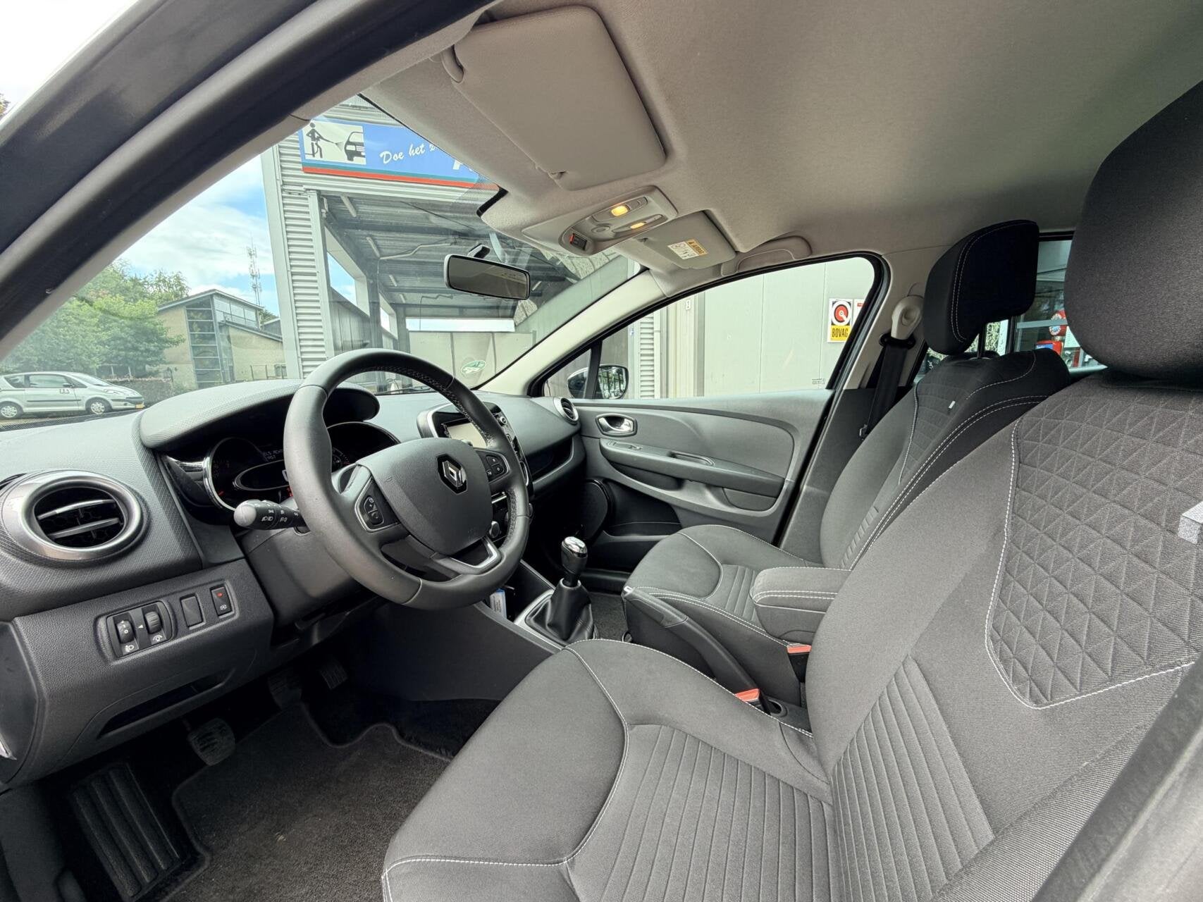 Renault Clio 0.9 TCe Limited | Navigatie | Airco | Cruise |, Auto's, Voorwielaandrijving, 898 cc, Stof, Gebruikt