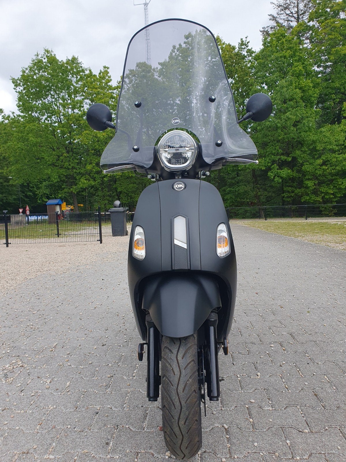 Sym Fiddle 4 bromscooter 2024, Fietsen en Brommers, Ophalen, Maximaal 45 km/u, Zo goed als nieuw, Benzine