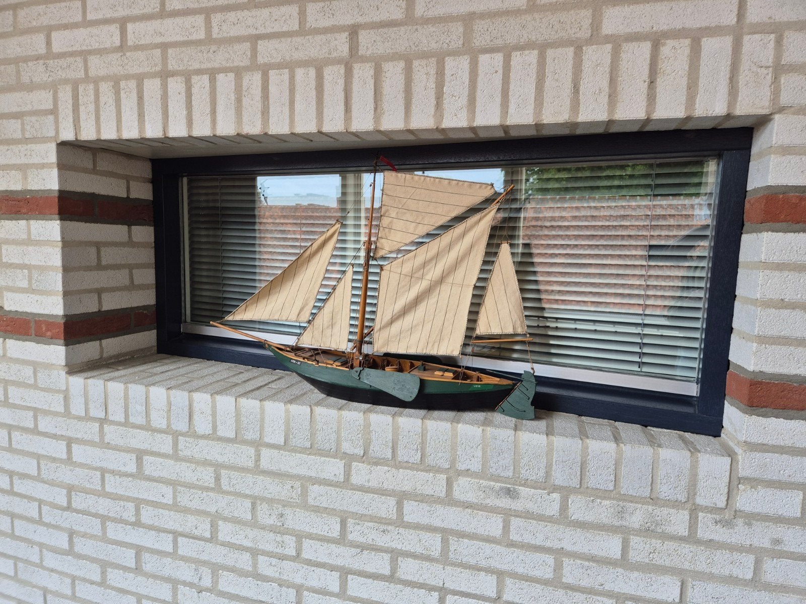 Houten scheepsmodel met zeilen, Ophalen, Zo goed als nieuw, Groter dan 1:32, Overige merken