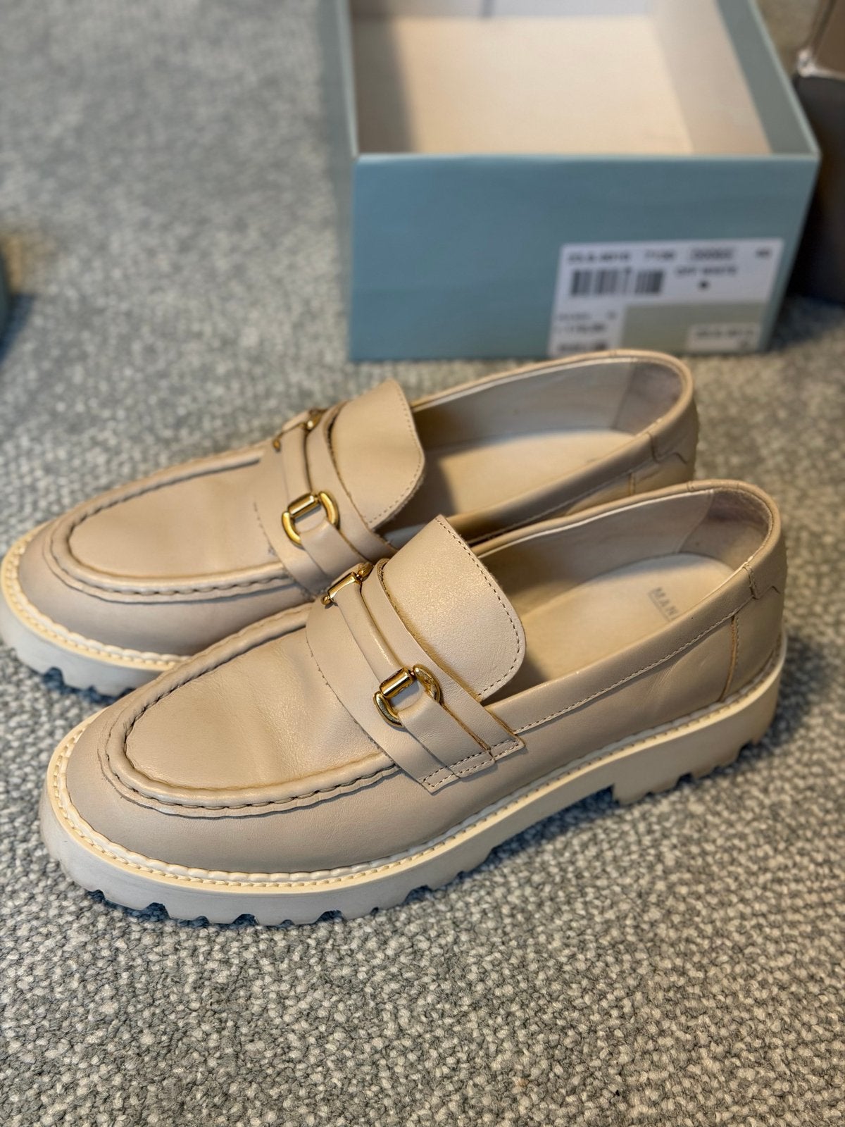 Manfield Instappers Beige Leer Maat 40 met Gouden Detail, Ophalen of Verzenden, Zo goed als nieuw, Instappers, Beige